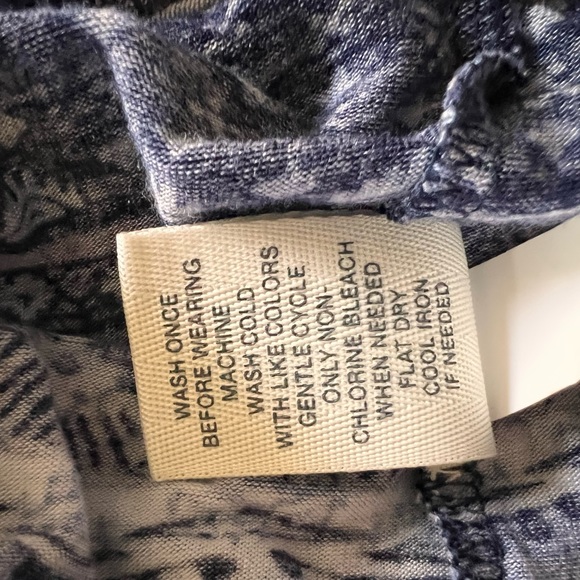 Mudd Tunic V Neck Top - Picture 5 of 5